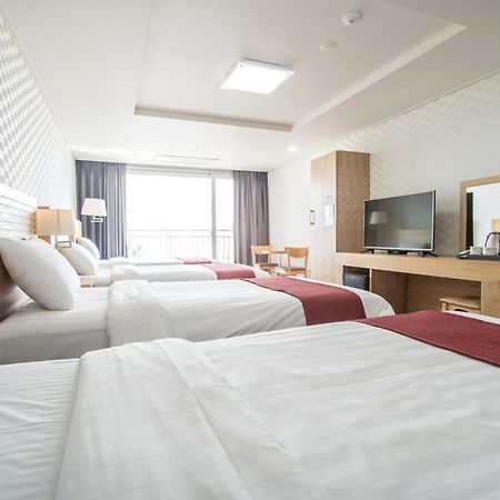 Breeze Bay Hotel Seogwipo Extérieur photo