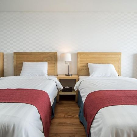 Breeze Bay Hotel Seogwipo Extérieur photo