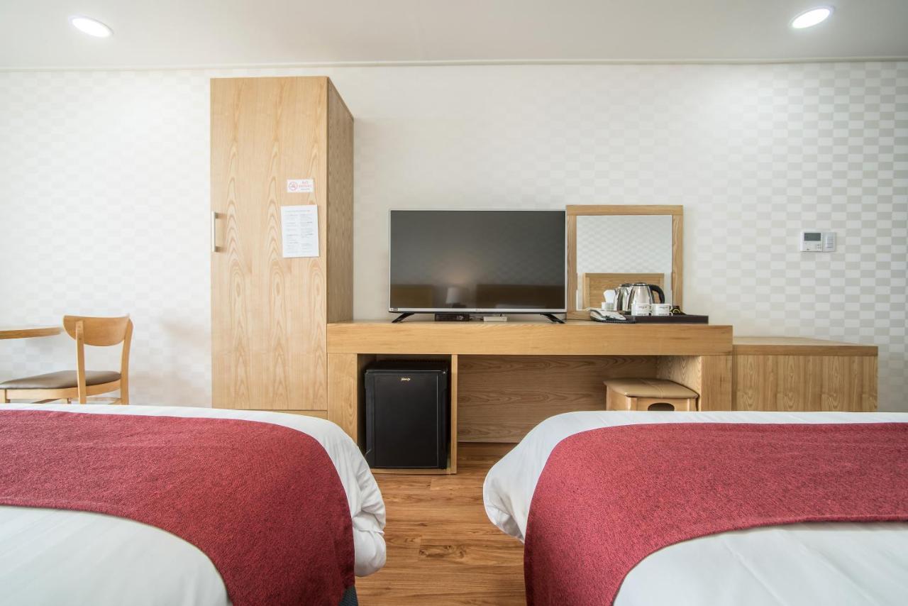 Breeze Bay Hotel Seogwipo Extérieur photo